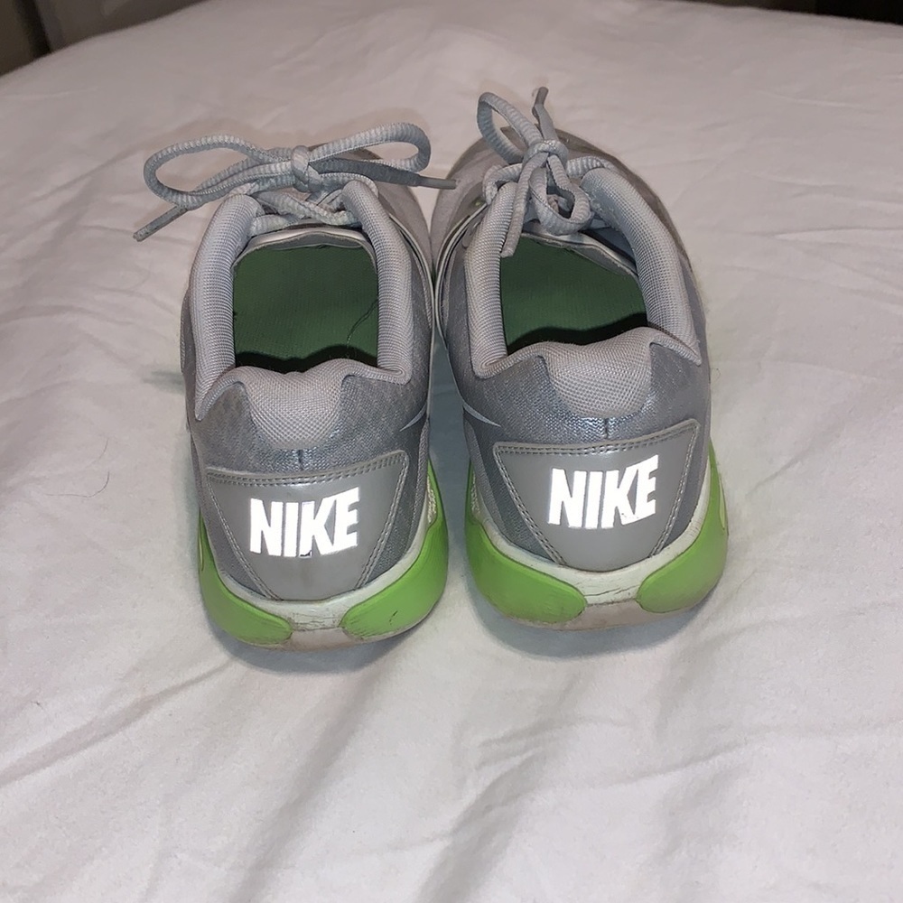 Grey Nike running Shoes - Picture 5 of 6